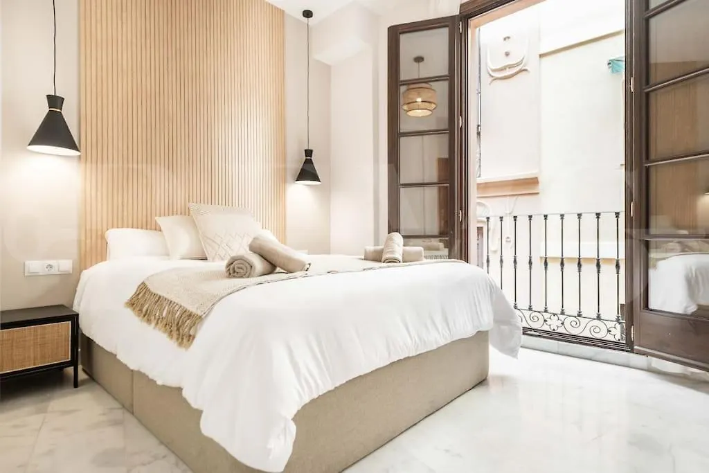 Stay And Support - Charitable Apartments By Rems Malaga