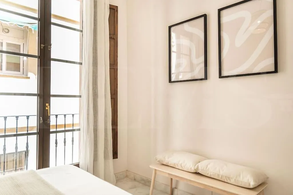 Stay And Support - Charitable Apartments By Rems Malaga