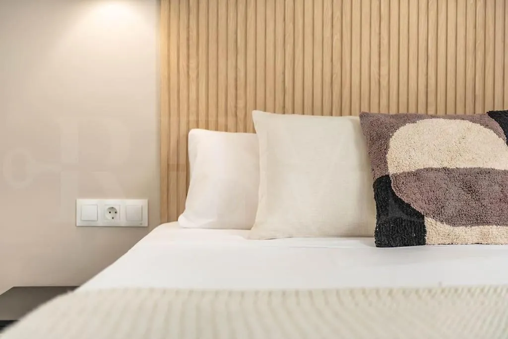 Stay And Support - Charitable Apartments By Rems Malaga 0*,
