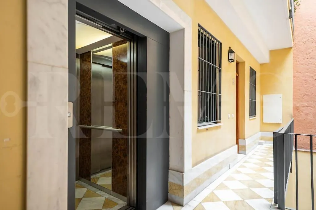 Stay And Support - Charitable Apartments By Rems Malaga 0*,  Spain
